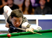 雷火电竞亚洲先驱-惊心一击：乒乓球选手擂台对决