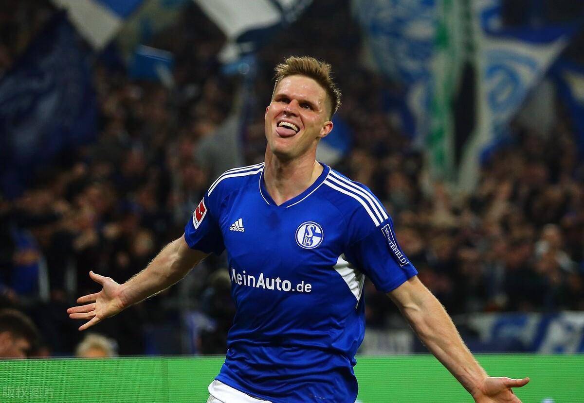 包含沙尔克在关键战绩中节节败退，保级压力山大的词条