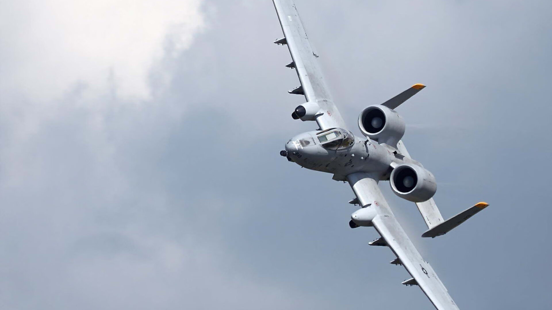 逆转狂潮！帕尔默压制级中场统治，厄瓜多尔绝境翻盘波兰